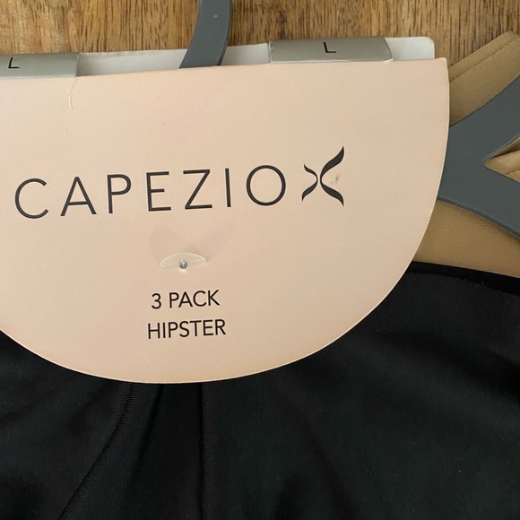 Capezio Intimates & Sleepwear Capezio 3 Pack Seamless Hipsters